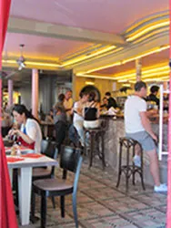 click to zoom Café Les deux Moulins, Paris